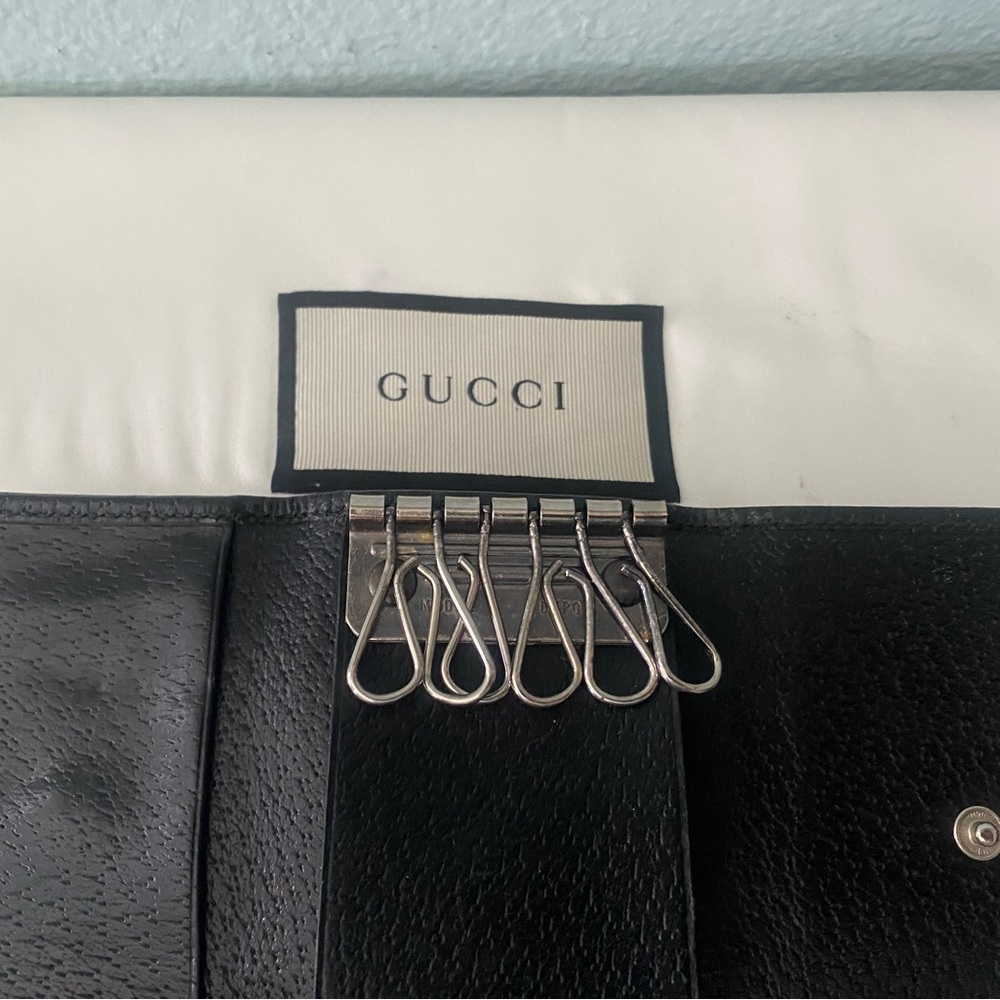 Authentic GUCCI 6 Key Ring Holder Case GG Canvas Leather Black Like New - Picture 2 of 15